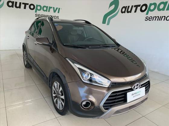 HYUNDAI HB20X 1.6 16V PREMIUM FLEX 4P AUTOMÁTICO HYUNDAI HB20X 1.6 16V PREMIUM FLEX 4P AUTOMÁTICO